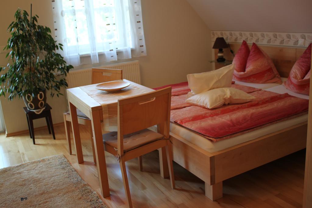 Buschenschank Orsl Wildbach Zewnętrze zdjęcie